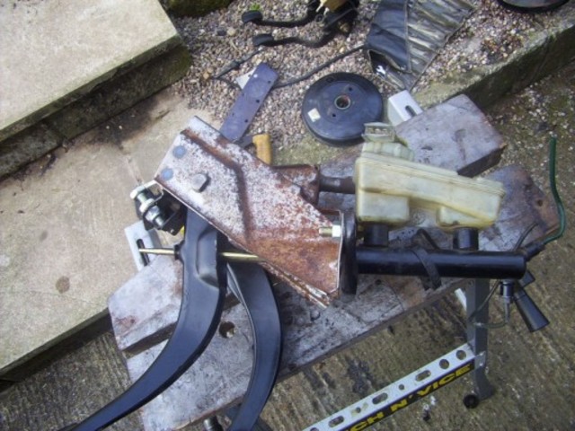 Rescued attachment Servo Shaft2.jpg